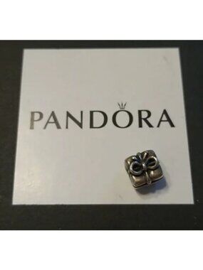 Pandora Sterling Silver Gift Box Present Charm 790300
